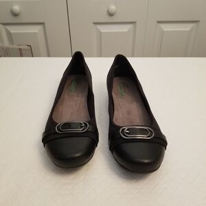 Baretraps Markie Women’s Flats Black Ballet Slip On Memory Foam Comfort Sz 9 M
